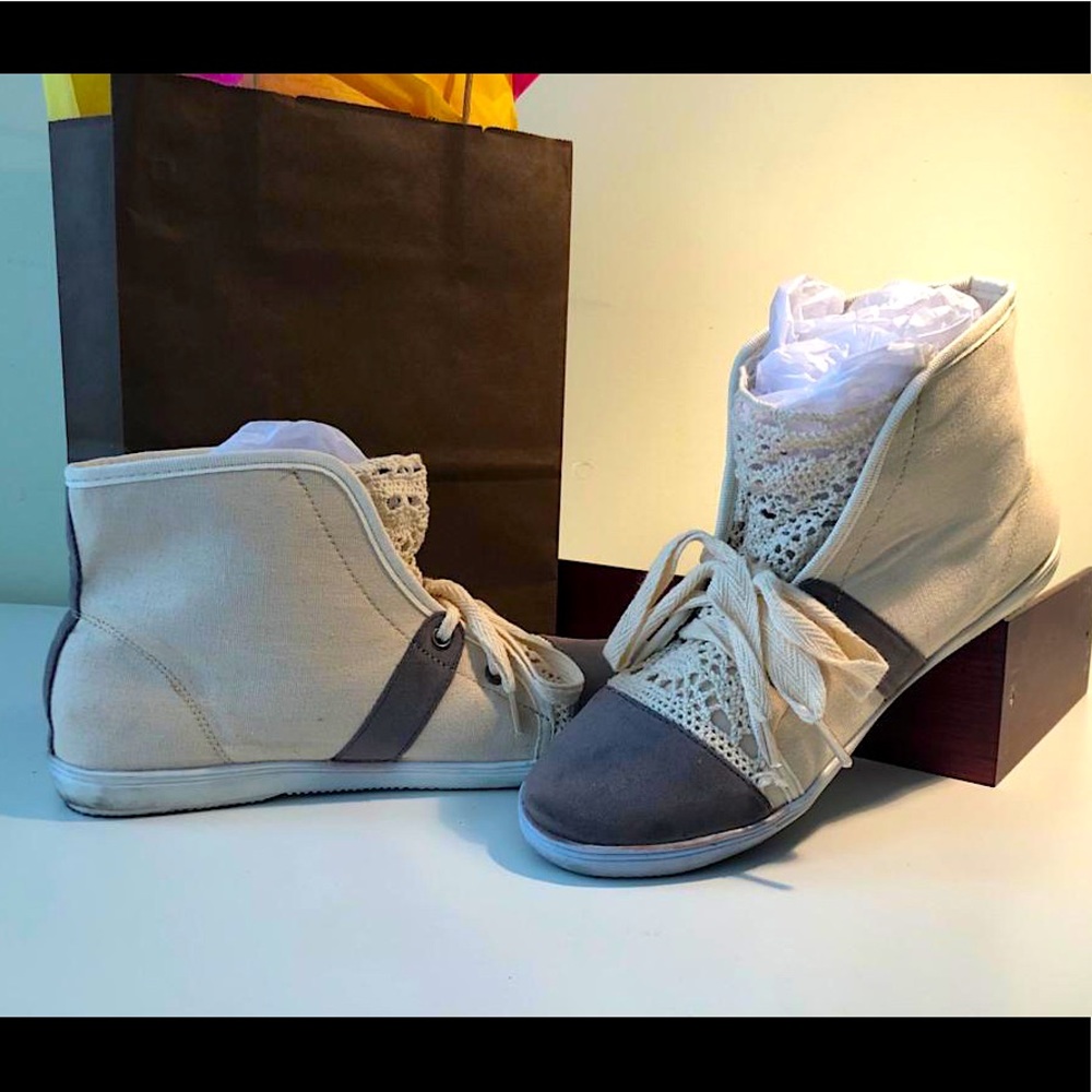 Women’s Boots